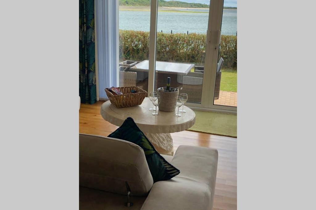 Oyster Bay Holiday Apartment Dundrum Buitenkant foto