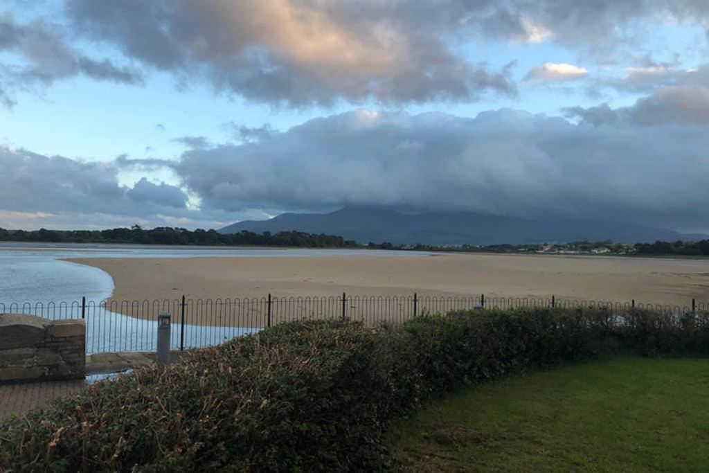 Oyster Bay Holiday Apartment Dundrum Buitenkant foto
